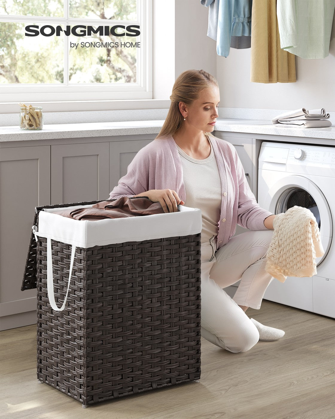 23.8 Gallon (90 L) Synthetic Rattan Clothes Laundry Basket with Lid and Handles Brown - Chestnut Brown
