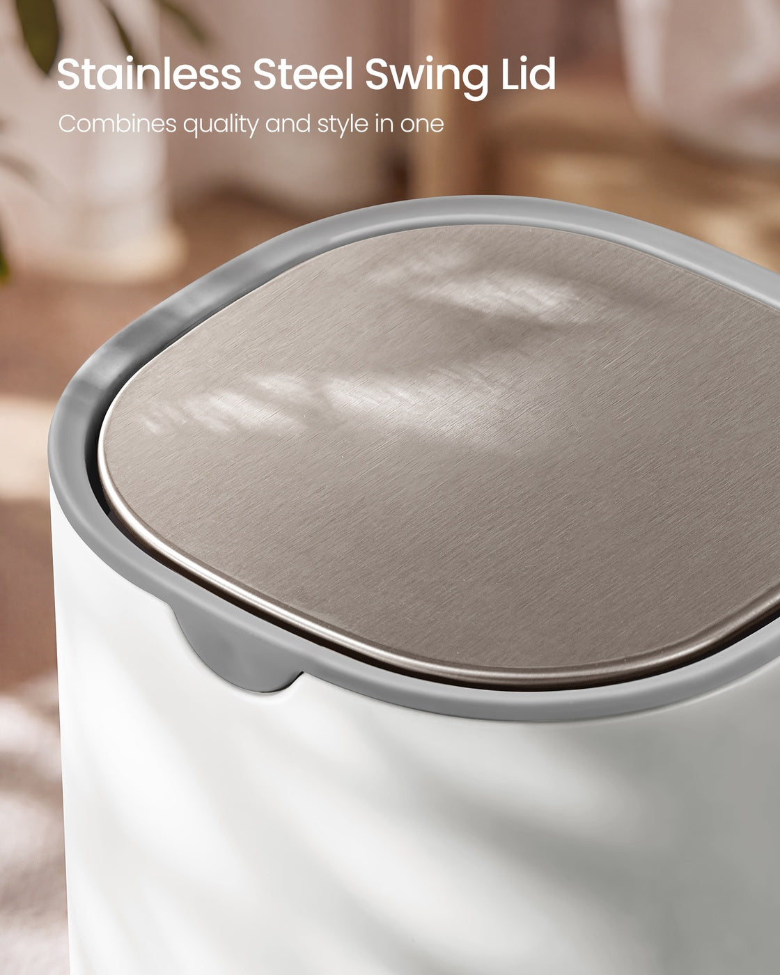 Mini Desk Trash Can with Lid